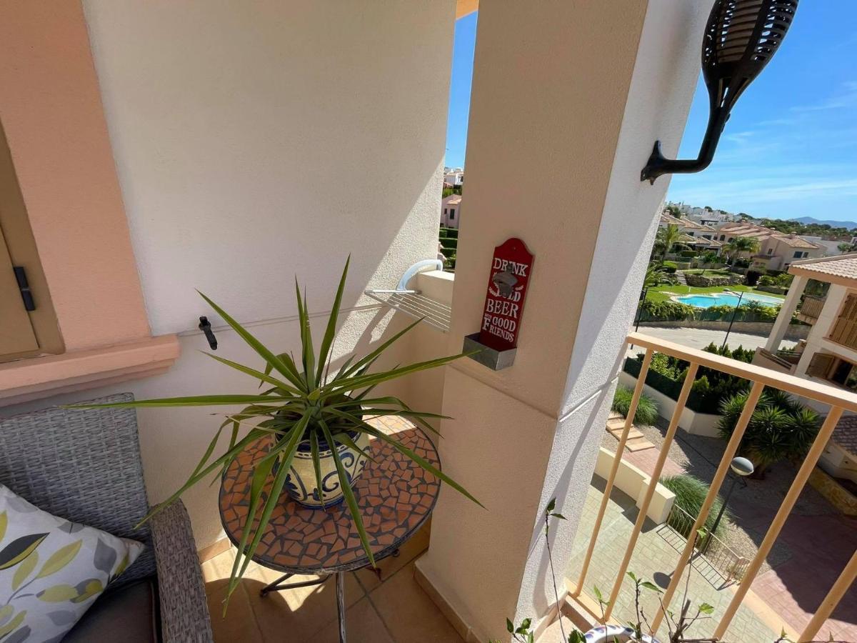 2 Bed Penthouse Apartment - Sea Views - Sleeps 4 Finestrat Exteriör bild