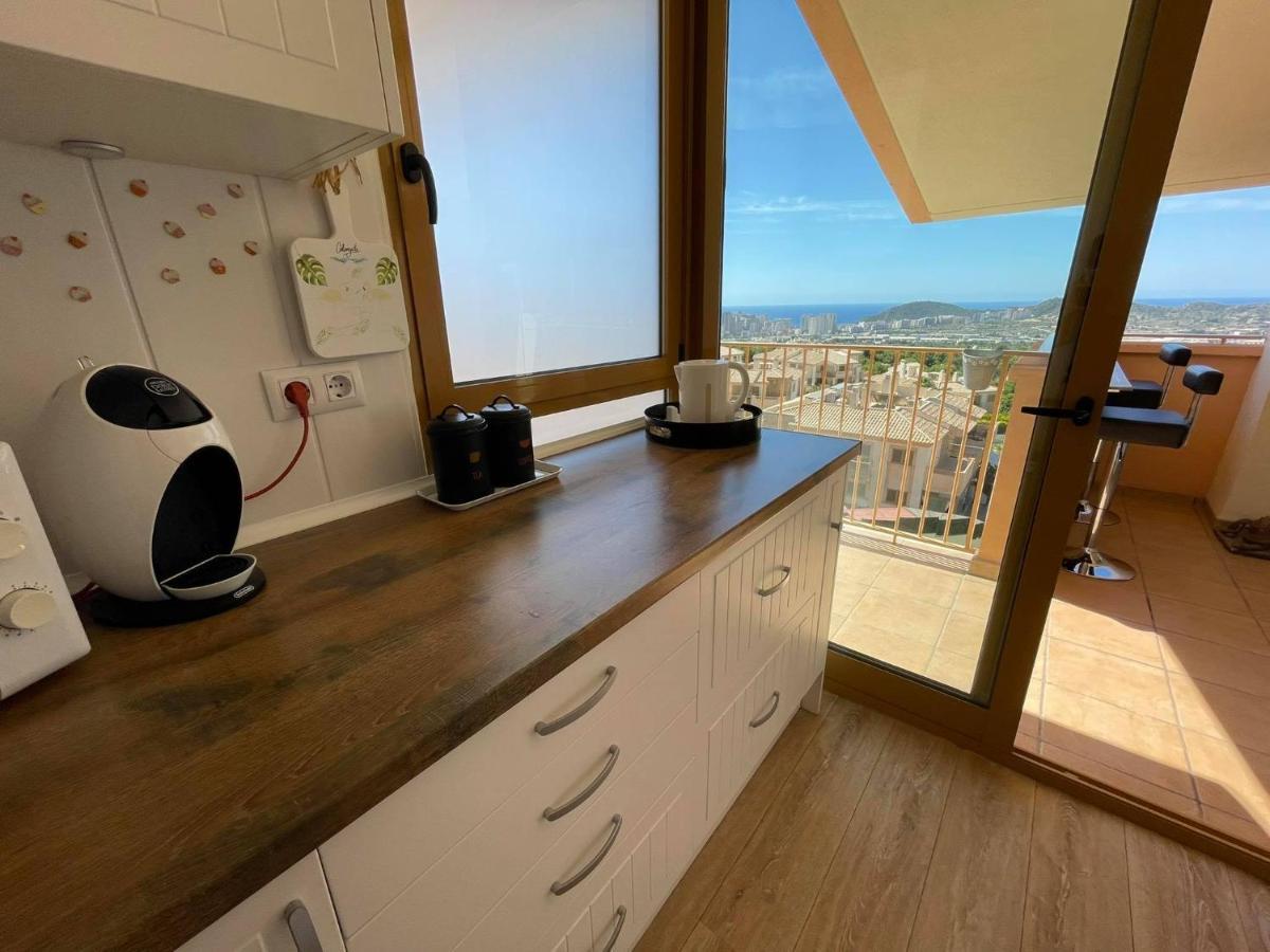 2 Bed Penthouse Apartment - Sea Views - Sleeps 4 Finestrat Exteriör bild
