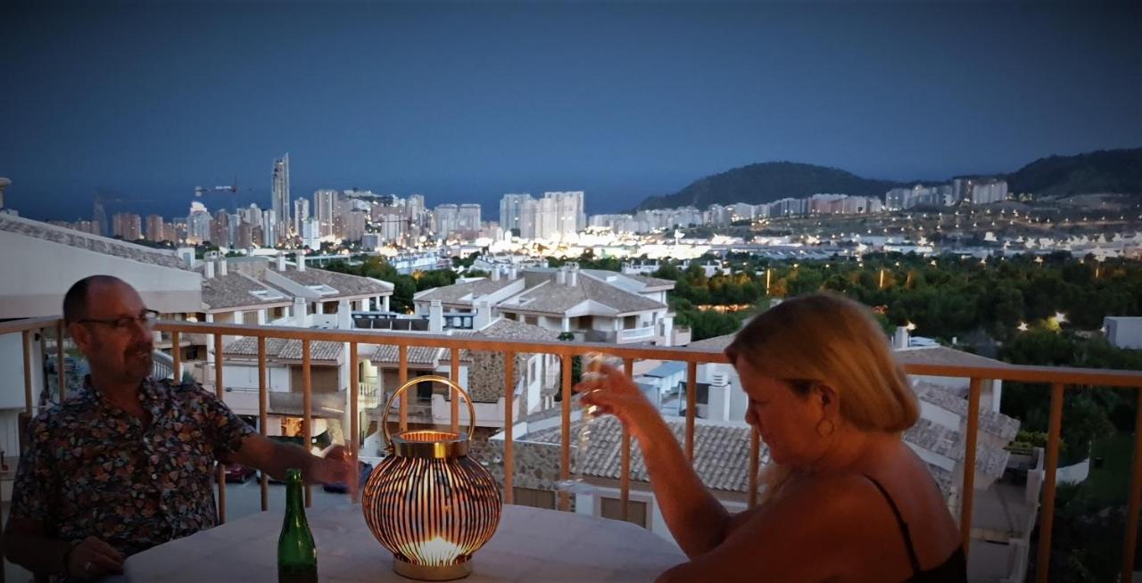 2 Bed Penthouse Apartment - Sea Views - Sleeps 4 Finestrat Exteriör bild