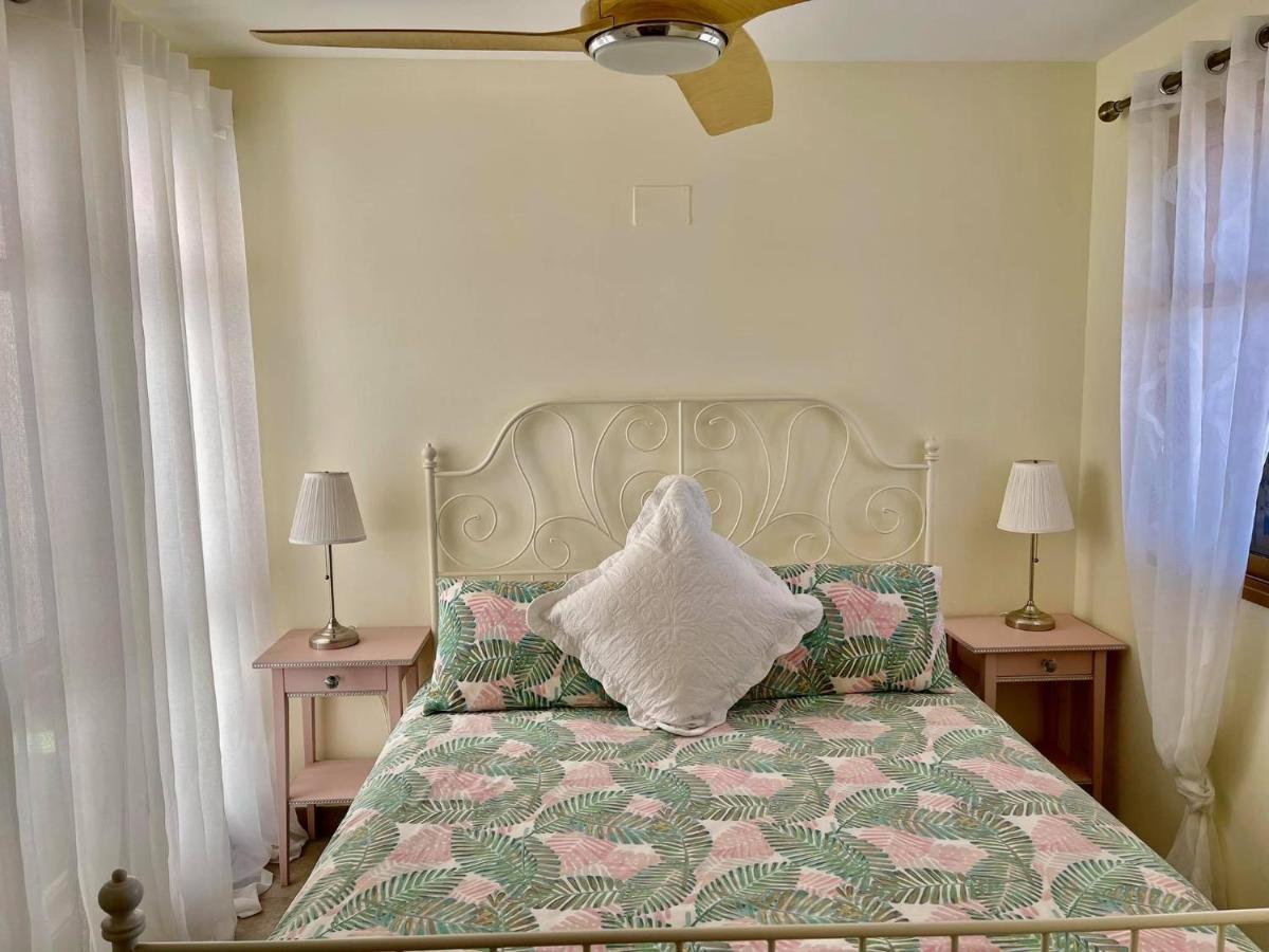 2 Bed Penthouse Apartment - Sea Views - Sleeps 4 Finestrat Exteriör bild
