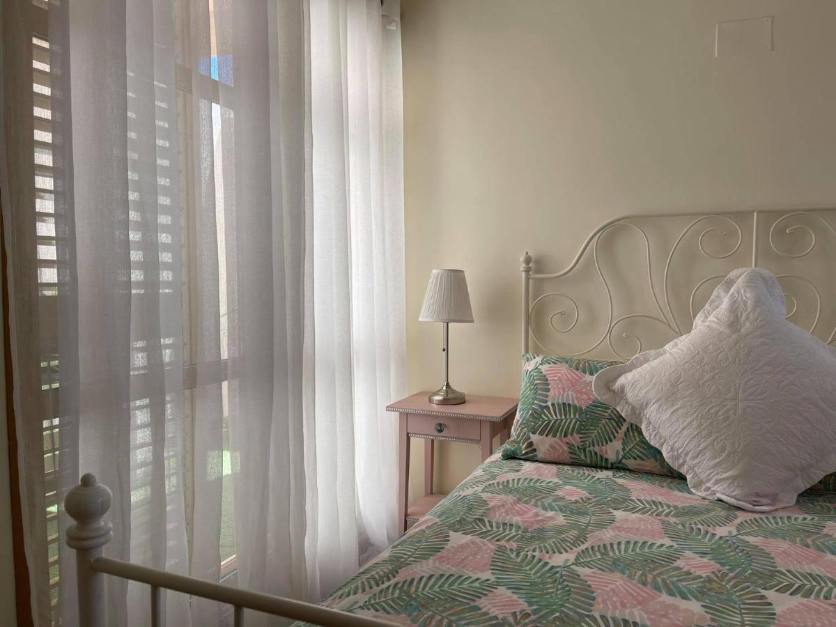 2 Bed Penthouse Apartment - Sea Views - Sleeps 4 Finestrat Exteriör bild